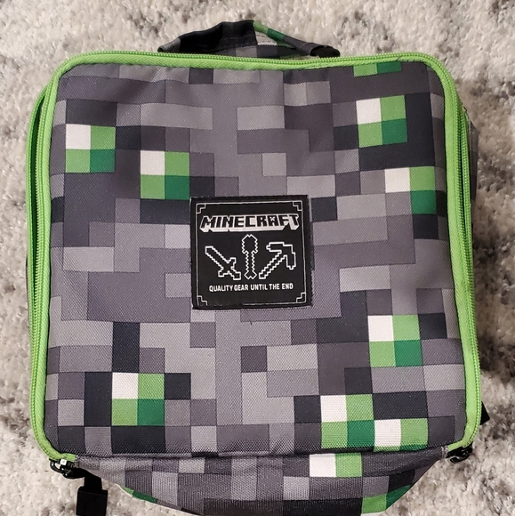 Minecraft Lunch Box - Picture 1 of 2